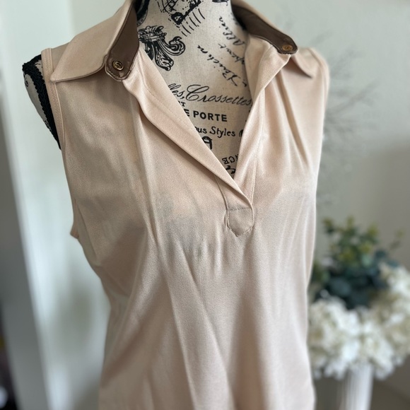 Top - Picture 3 of 3